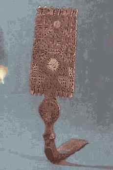 Прялка, пряха и корабль